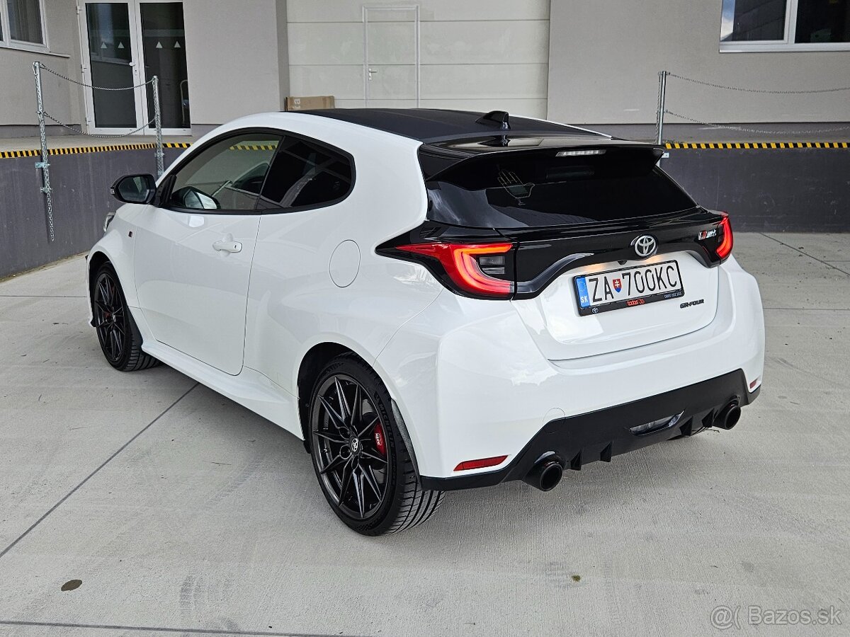 Toyota Yaris GR WRC - 6