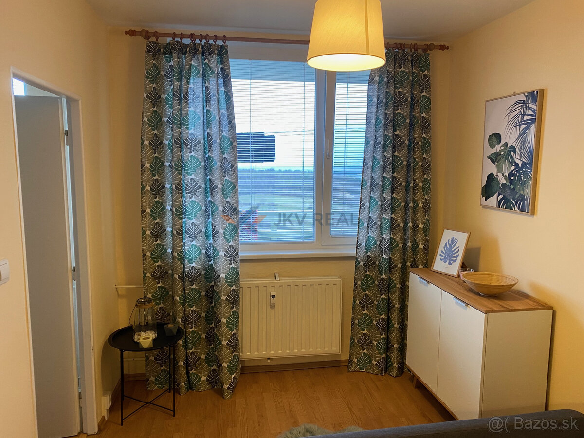 zariadený 1.5 izbový byt po čiastočnej rekonštrukcii - 6