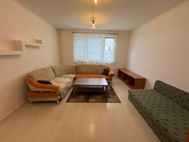 PREDAJ 1-izbový veľký byt s uzavretou lodžiou - 6