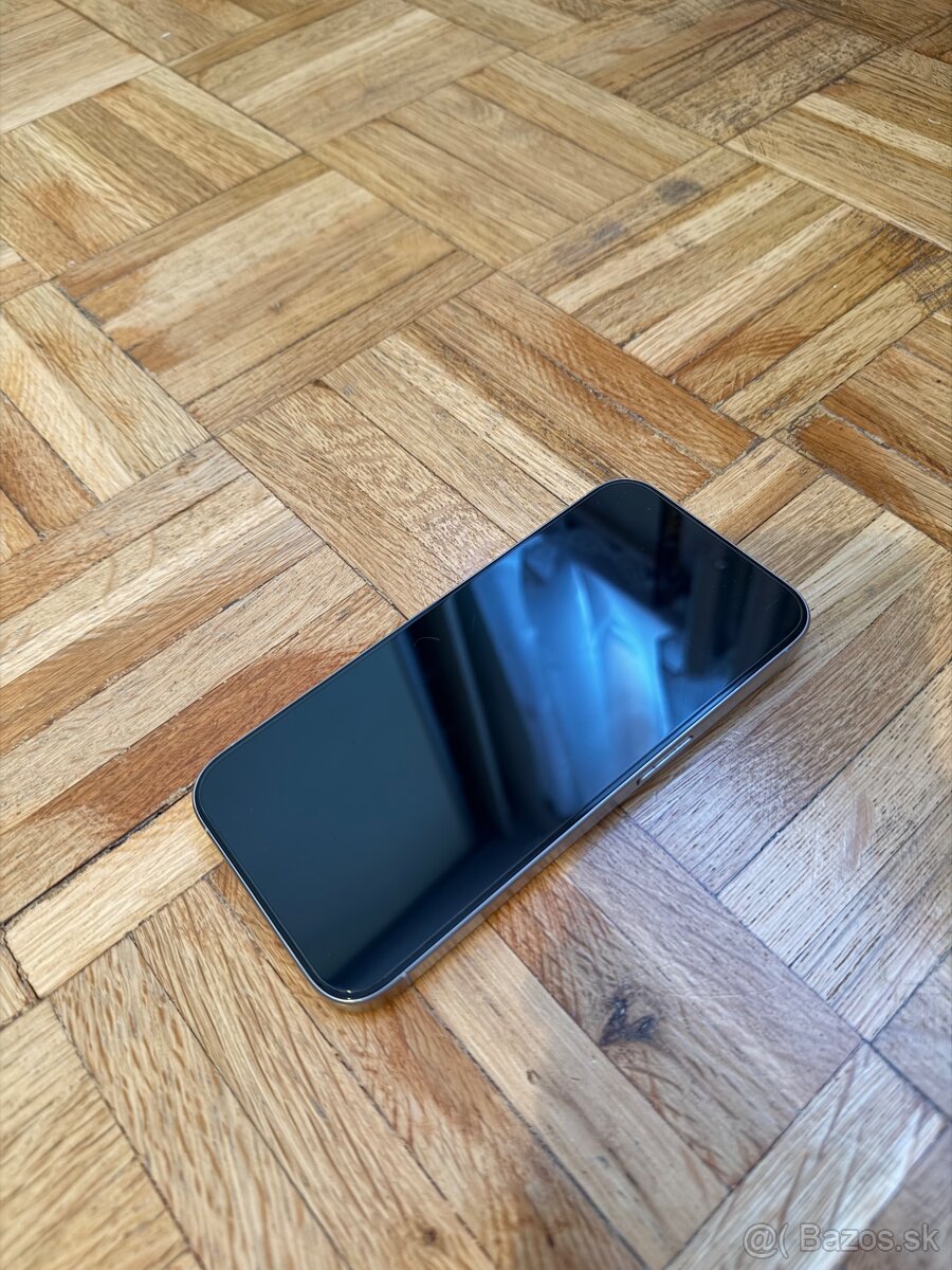 Iphone 15 Pro 256 GB - 6