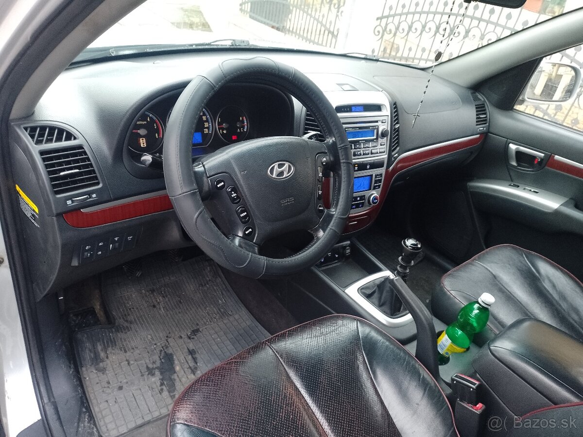 Predám Hyundai Santa fe 2.2 CRDi r.v.2007 - 6
