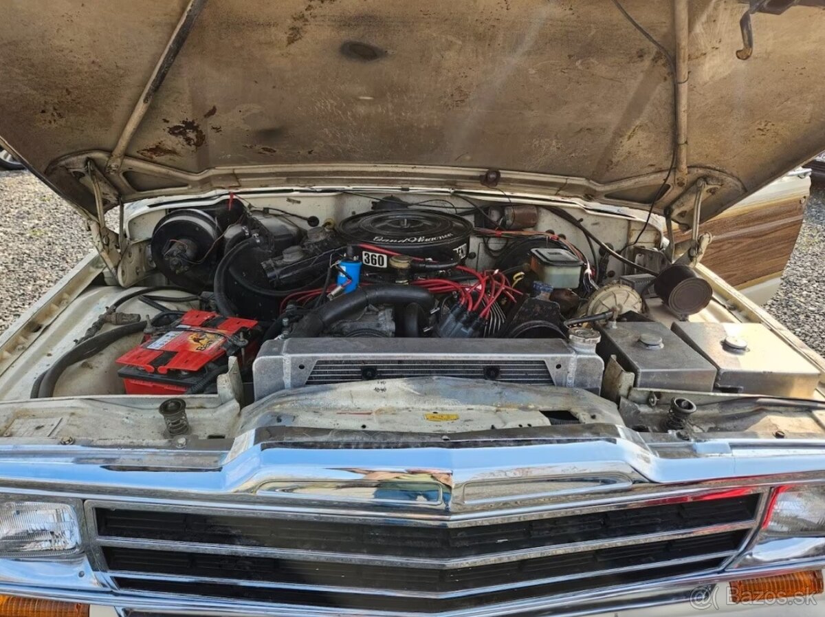 Jeep Wagoneer SJ V8 5.9 - 6