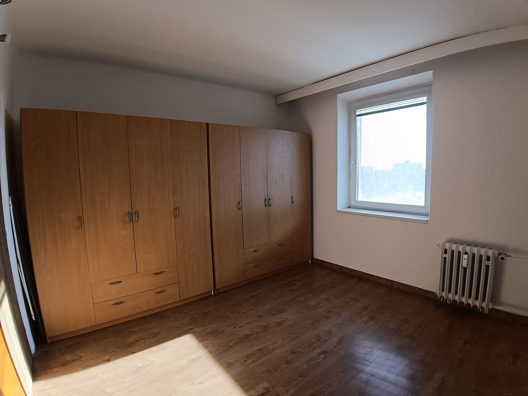 Pekný 3 izbový byt - 6