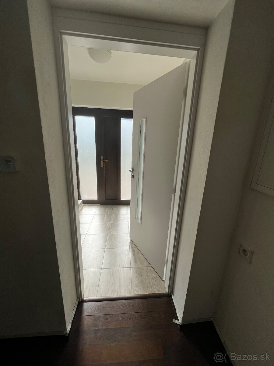 Samostatná izba v novostavbe pre ženu - Uhlisko - 6