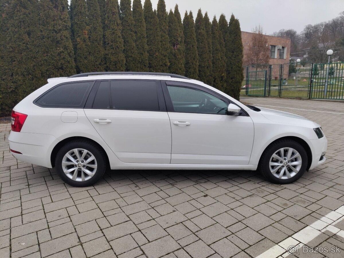 Škoda Octavia Combi 2.0 TDI DSG 110KW - 6