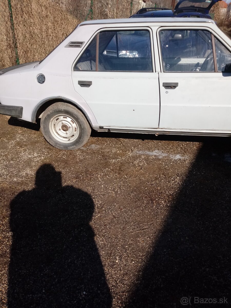 Predám Škoda 105L - 6