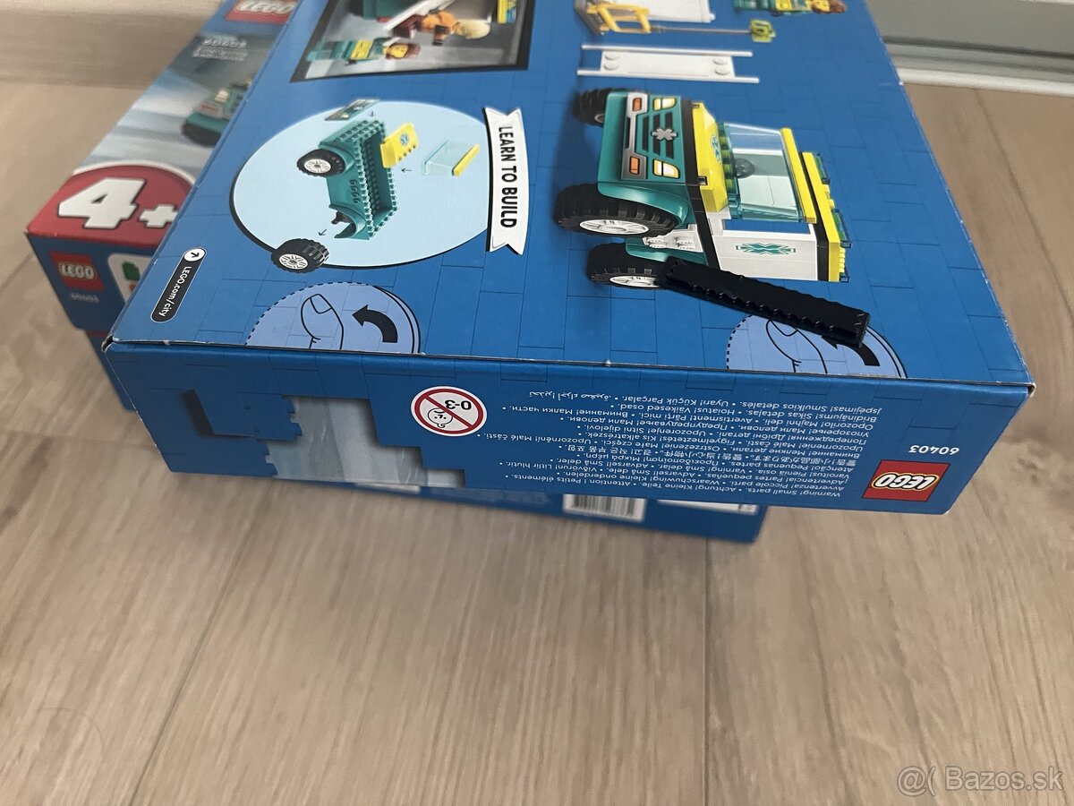 LEGO City 60403 Sanitka a snowboardista - 6