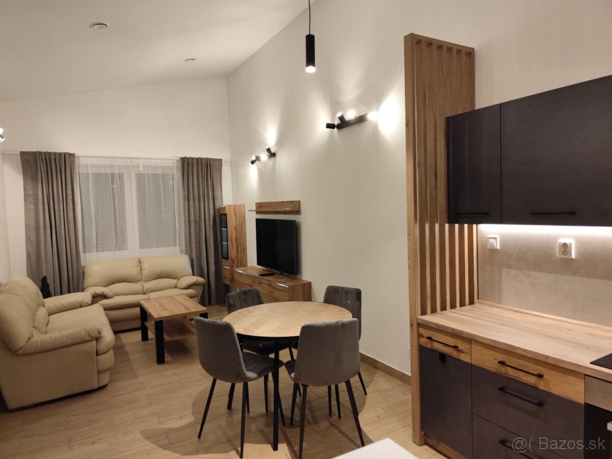 Pekný 3-izbový byt v tichej lokalite s terasou a parkovaním - 6