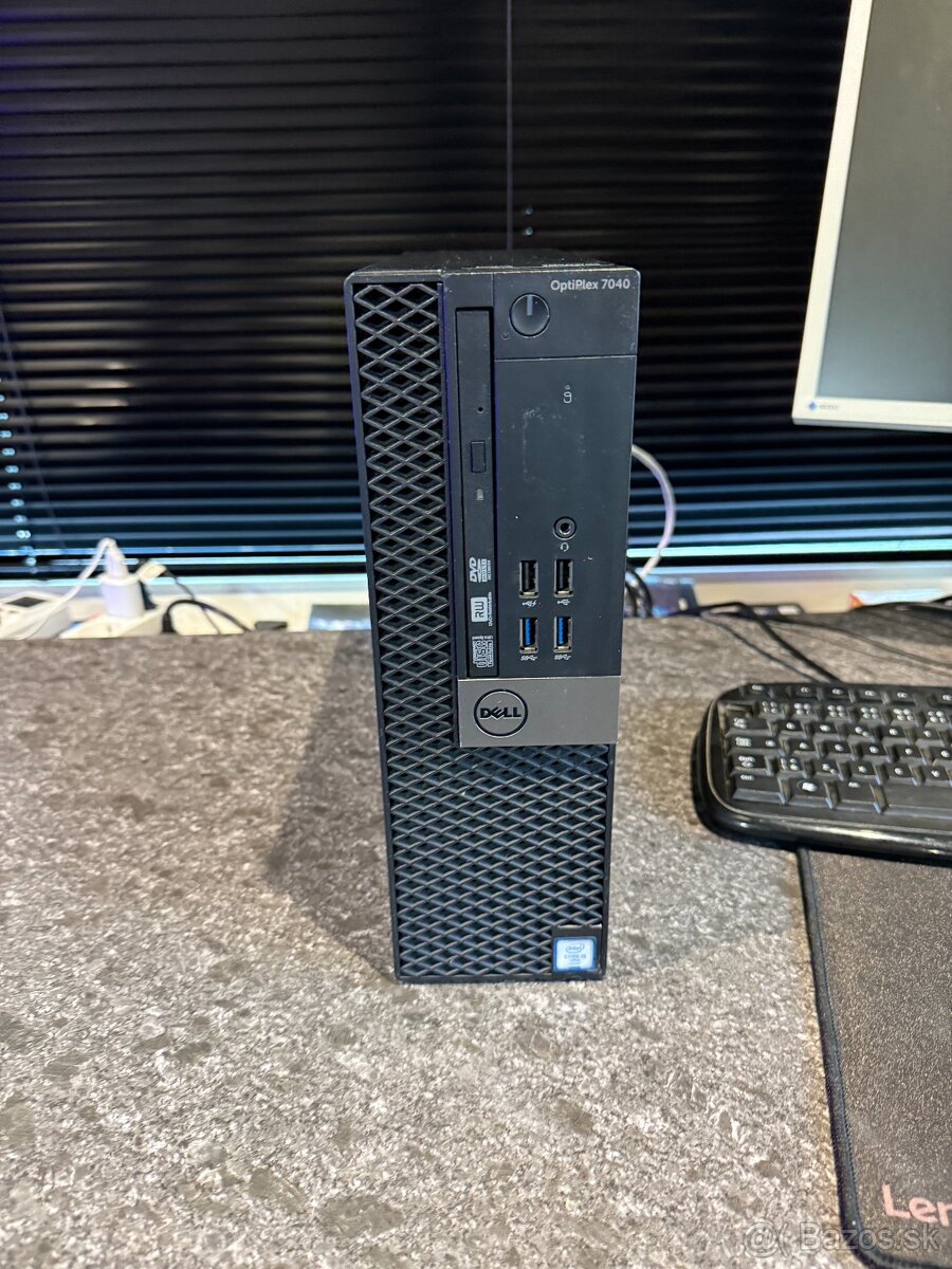 Počítač DELL. Intel i3-6100 2x3,70GHz. 256G SSD. 8g ram. - 6