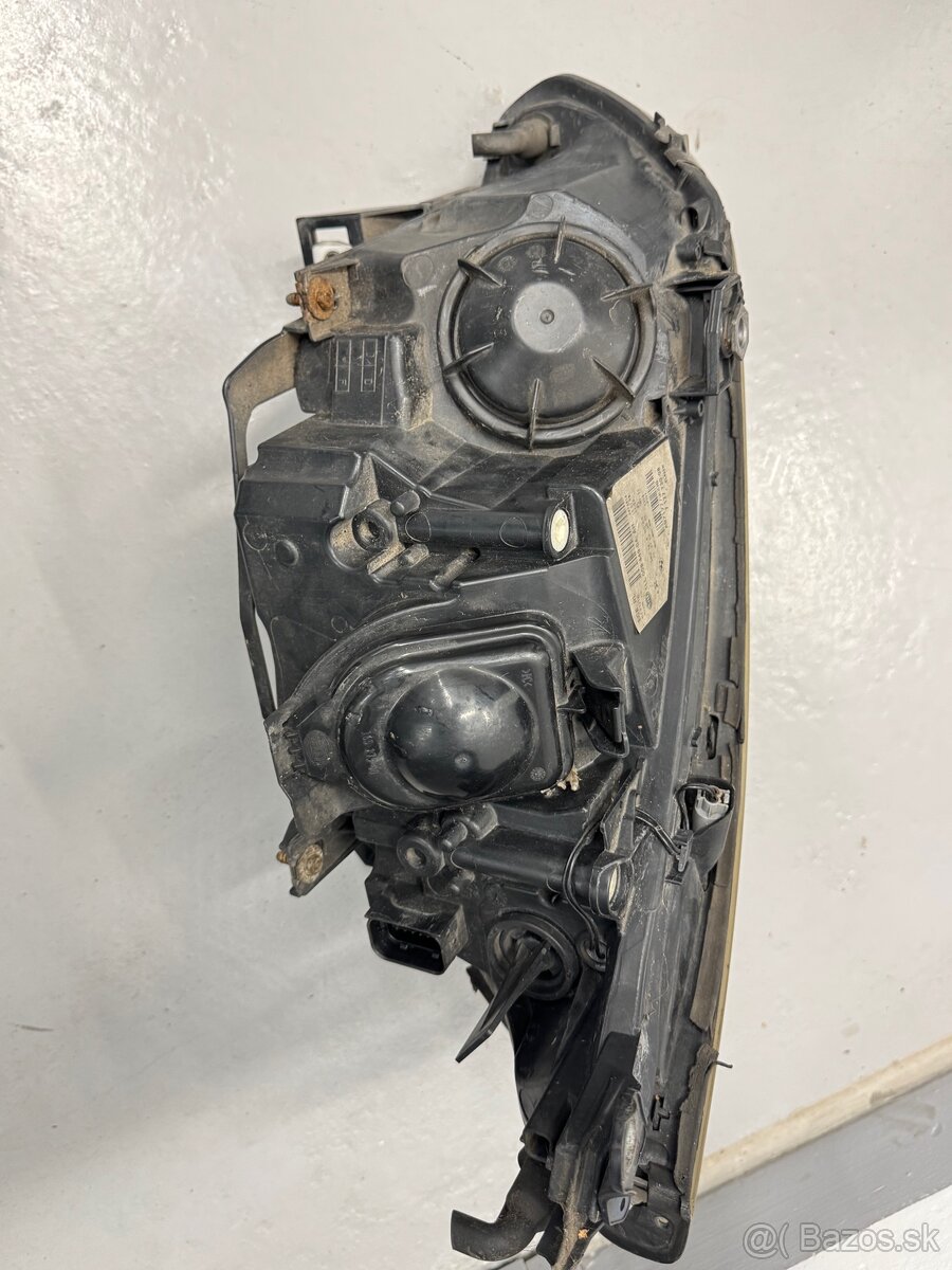 Predné svetlomety BMW E60/E61 Facelift (2007–2010) – Halogén - 6