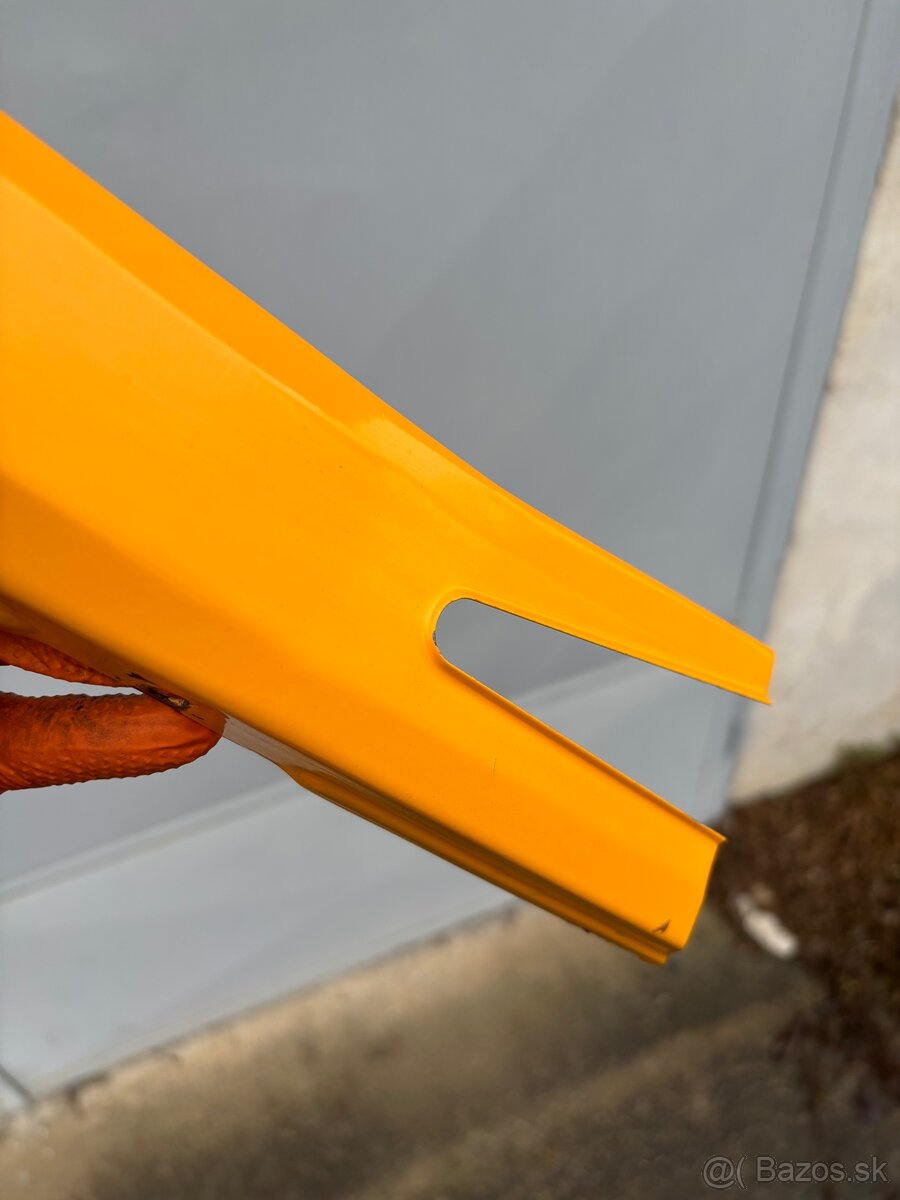 Babetta 207 prsíčka/kryt pod nádrž - 6