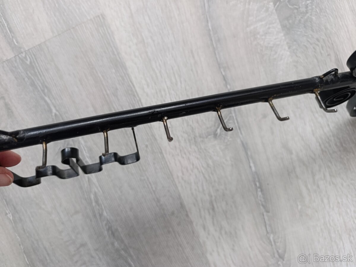 Kovový vešiak na kľúče - 6