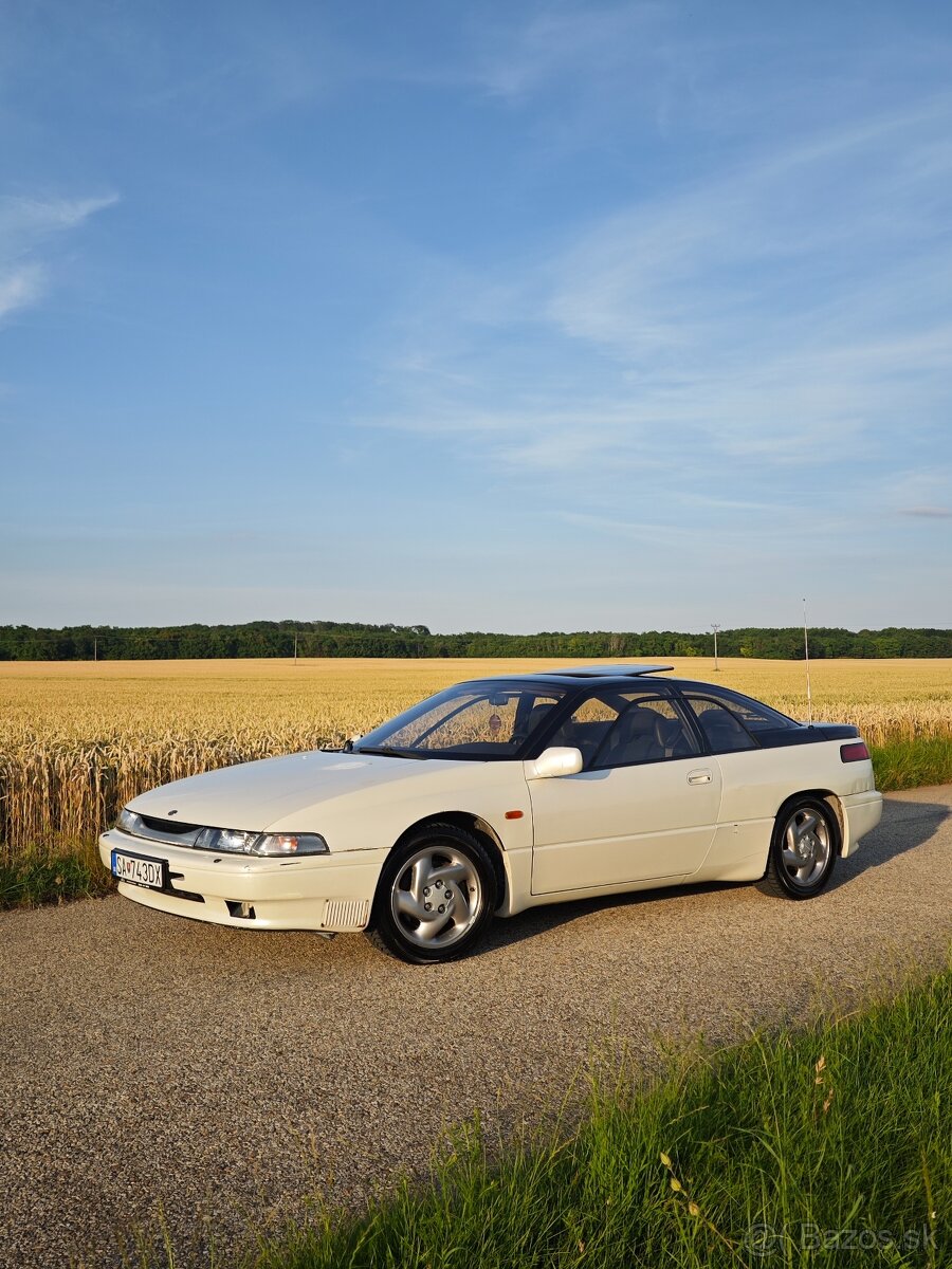 Subaru SVX 3.3 H6 24V - 6