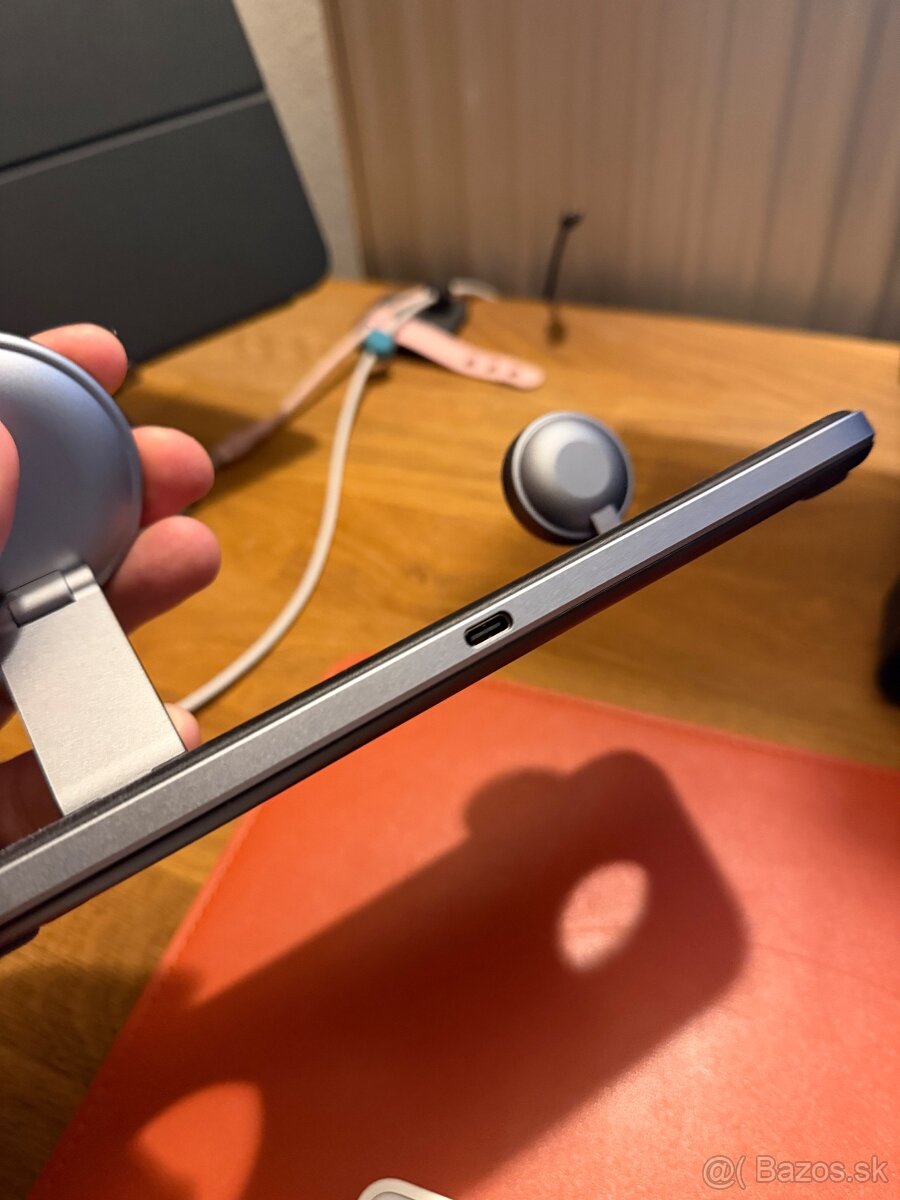 Satechi Qi2 Trio Wireless Charging Pad - Space Gray - 6