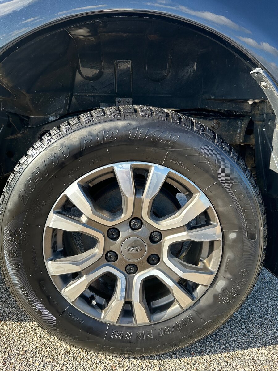 Ford Ranger 3.2 TDCi DoubleCab 4x4 WildTrak A6 - 6