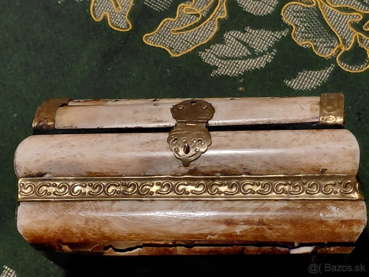 SPERKOVNICA. NARAMKY - 6