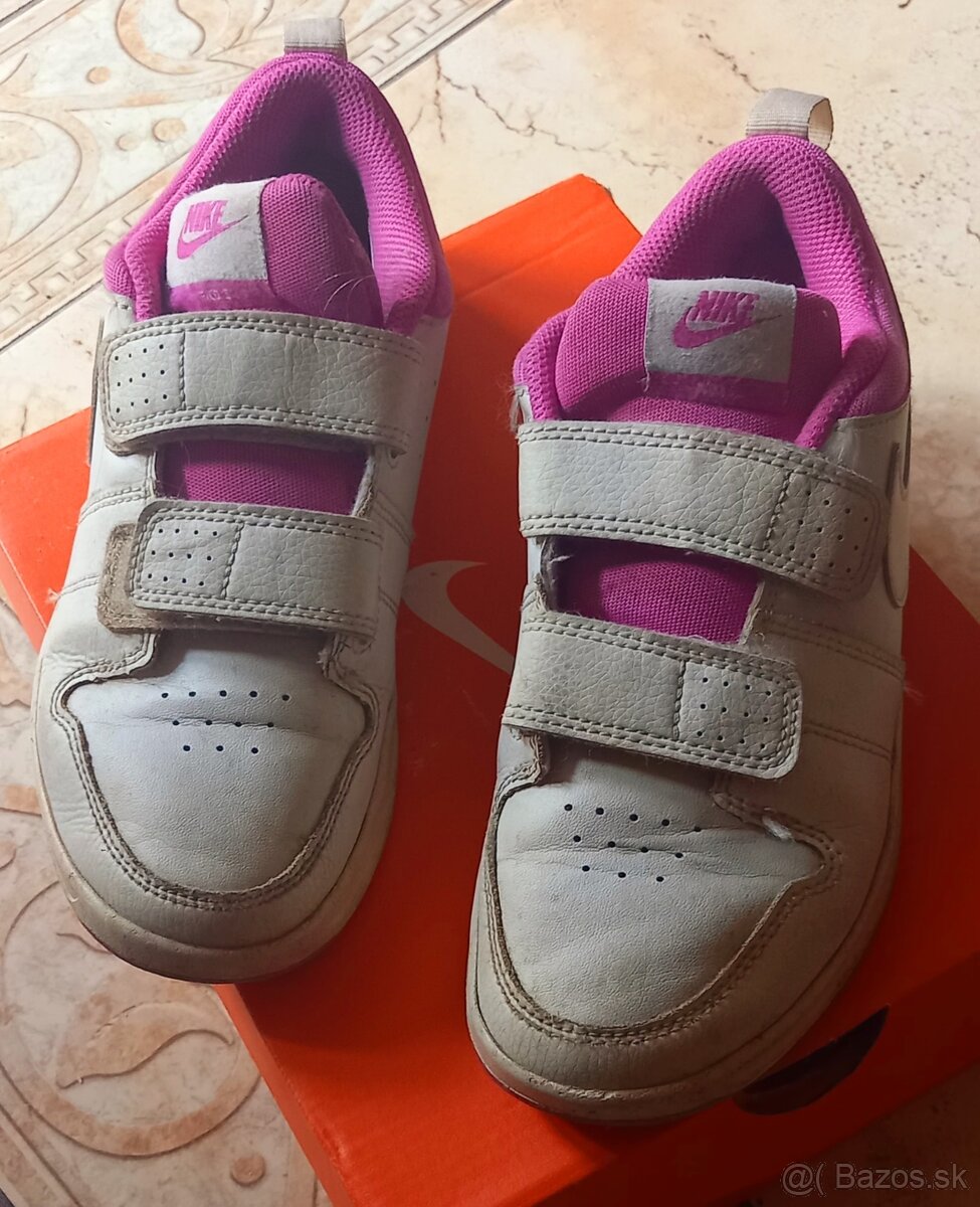 Nike č.34 - 6