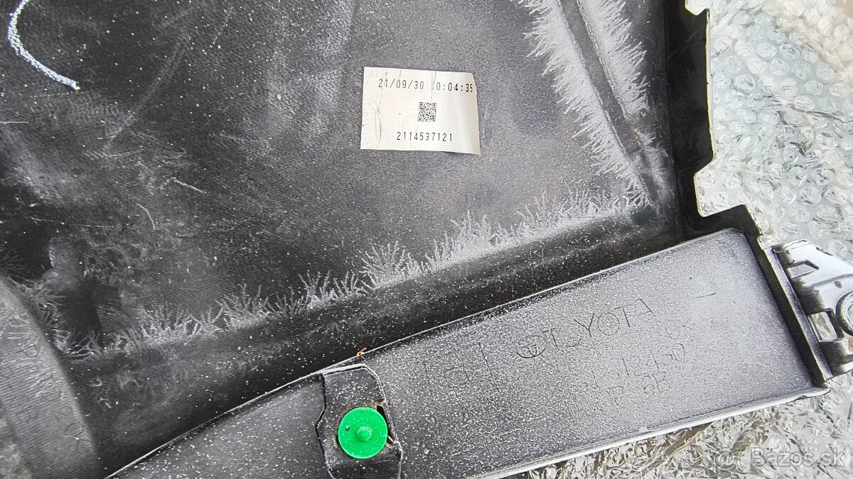 toyota rav4 nárazník - 6