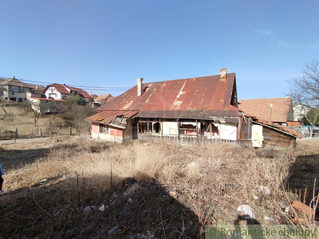 Pozemok so starším domom v obci Horná Štubňa - 6