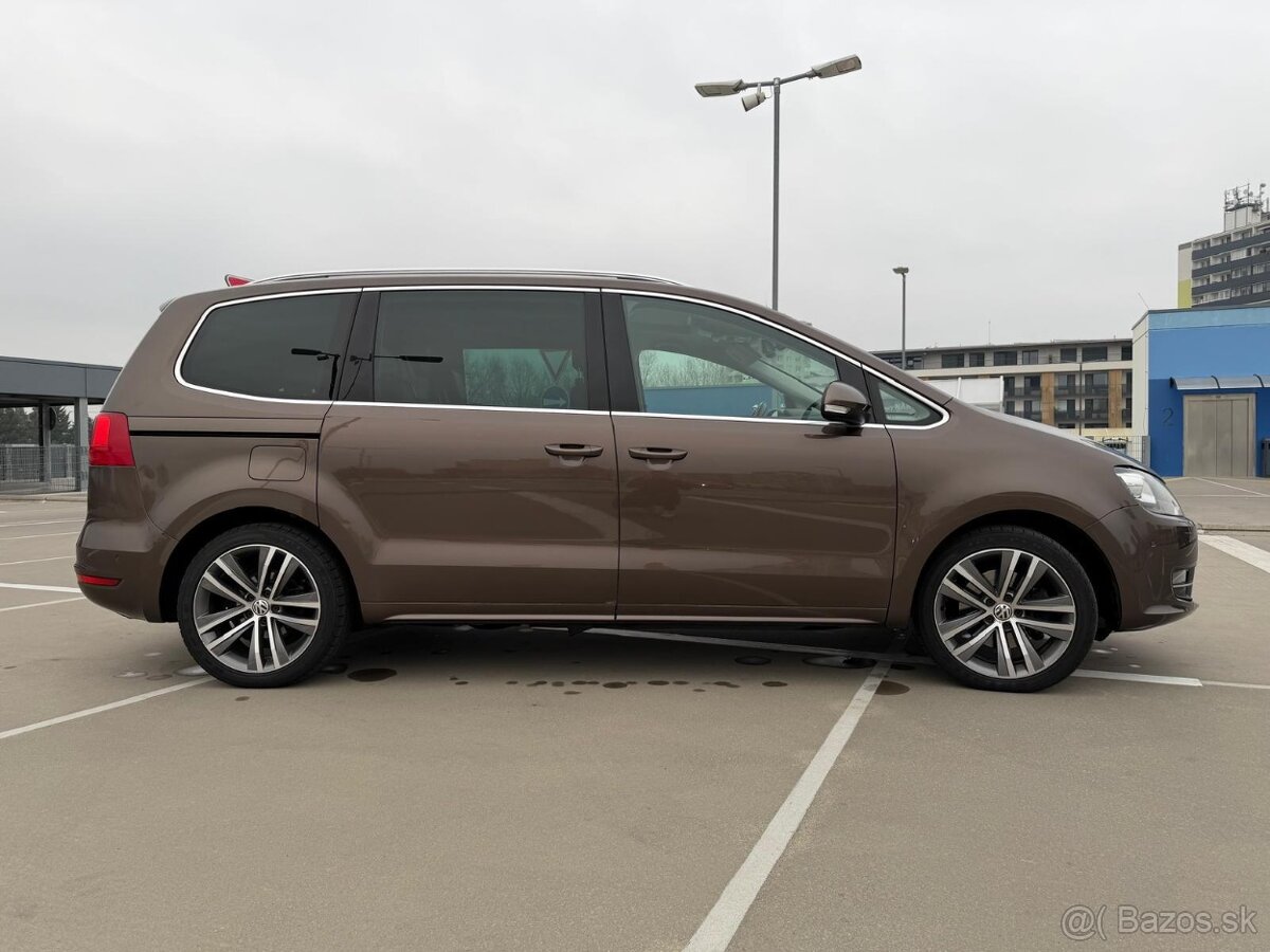 Volkswagen Sharan 2.0 TDI DSG Highline - 6