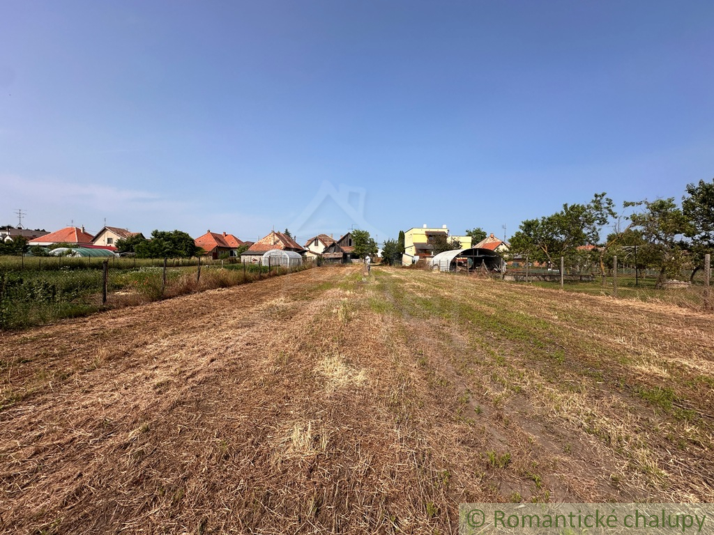 Pozemok s možnosťou výstavby – Nesvady, 1553 m² - 6