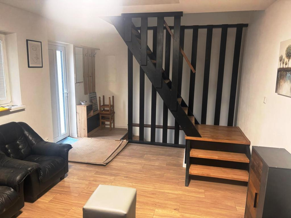 Prenajmeme novostavbu 2-izb. RD v obci Štitáre pri Nitre - 6