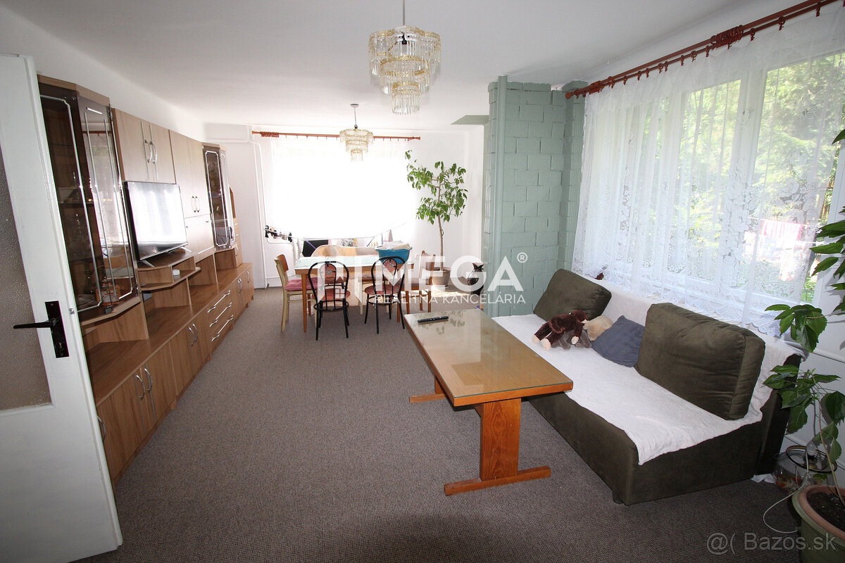 Na predaj rodinný dom s veľkým potenciálom blízko mesta Hume - 6