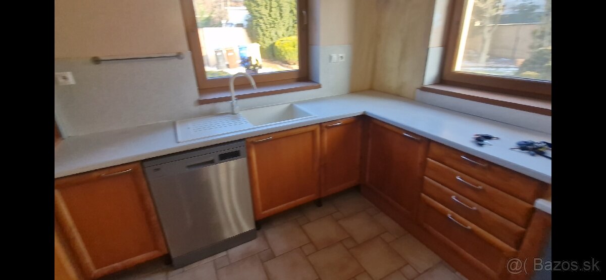 Kuchynská linka - 6