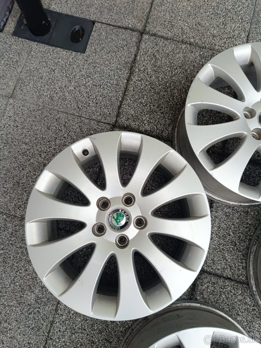 ✅5x112 R17 Venus - 6