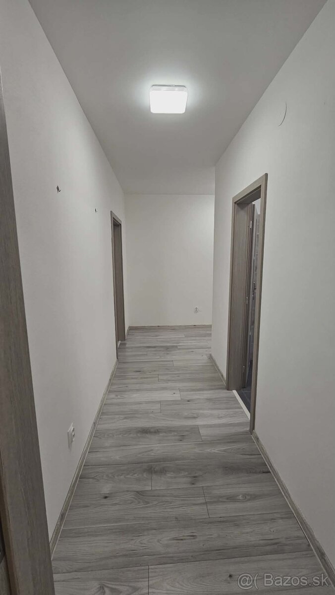 Predám slnečný 2-izbový byt v novostavbe - 6