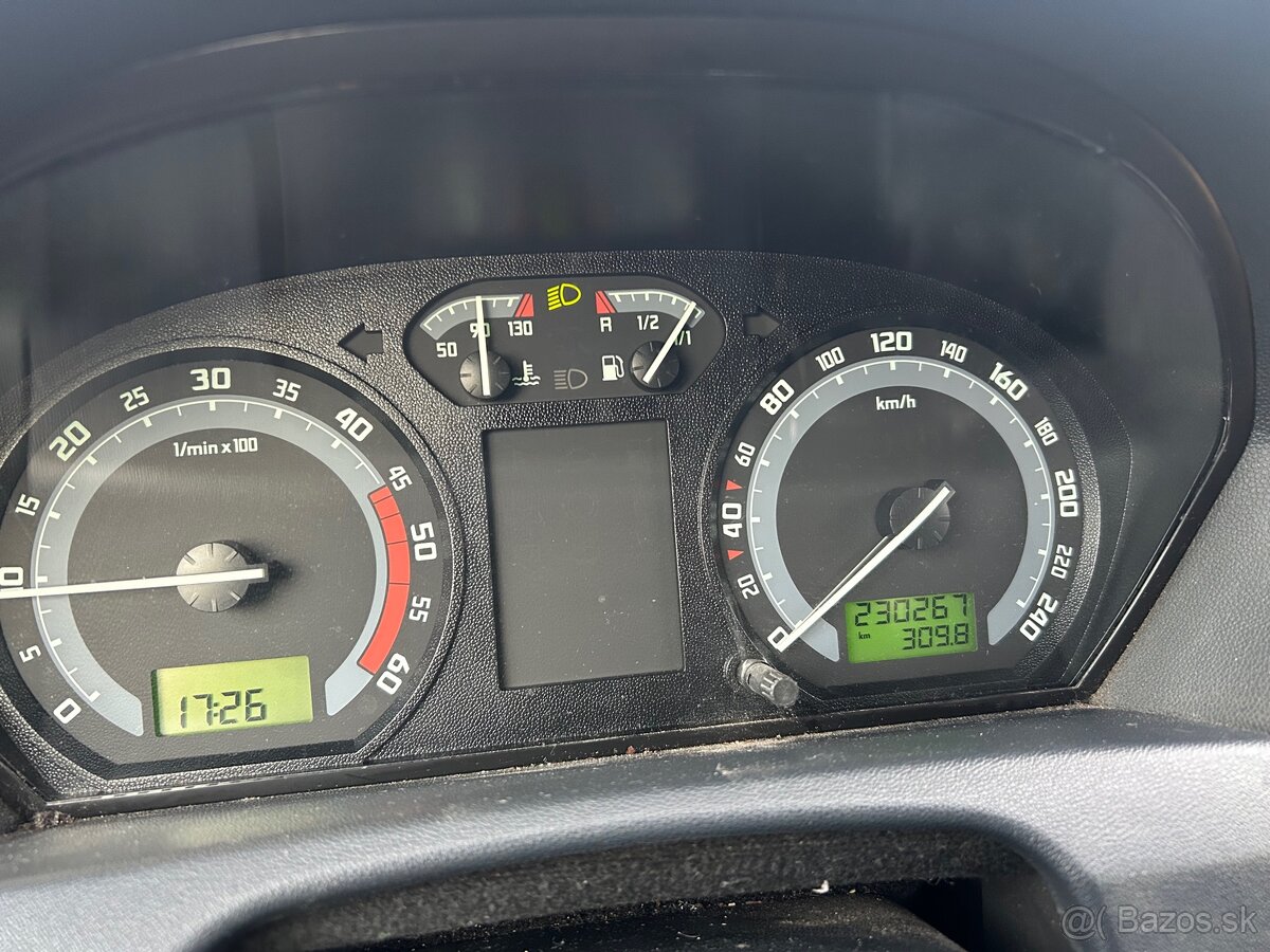 Predám Škoda Fabia facelift 1.9TDi 74kW 2008 - 6