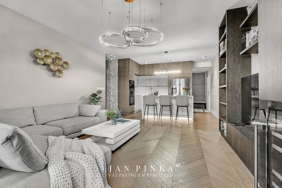 Grand Koliba, dve záhrady, dve garáže, dokonalý komfort - 6