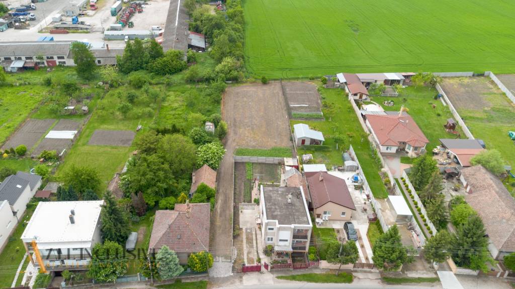 ALL INCLUSIVE | NA PREDAJ STAVEBNÝ POZEMOK (1182 M2), ČENKOV - 6