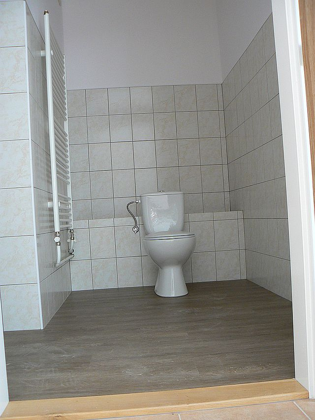 Prenájom budovy pre obchod a služby - 6