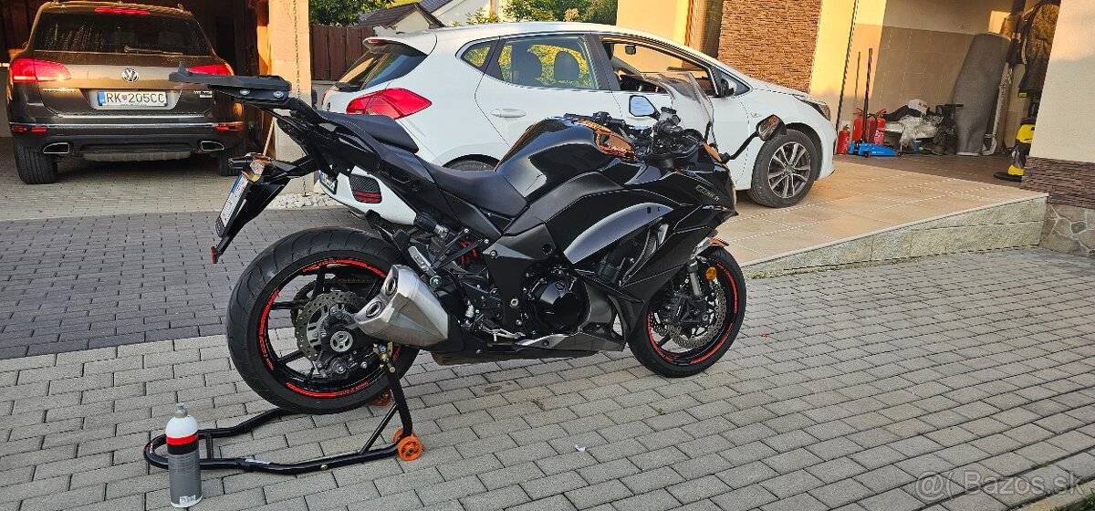 Kawasaki Z1000sx - 6