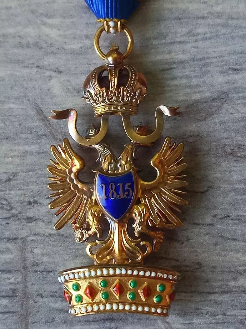 Rakúska ŽELEZNÁ KORUNA III. triedy v zlatej medaile Rakúska - 6