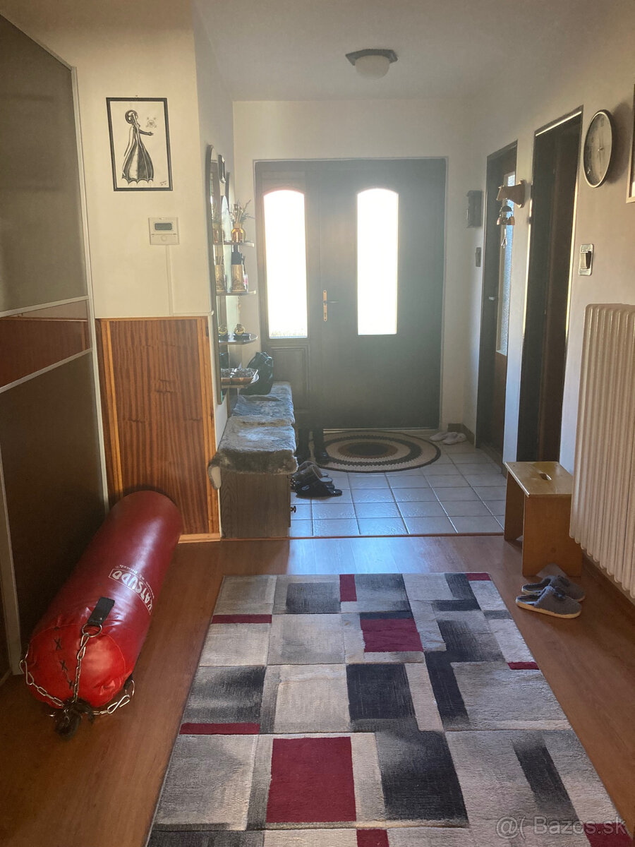 Rodinný dom s garážou Poprad - Veľká - 6