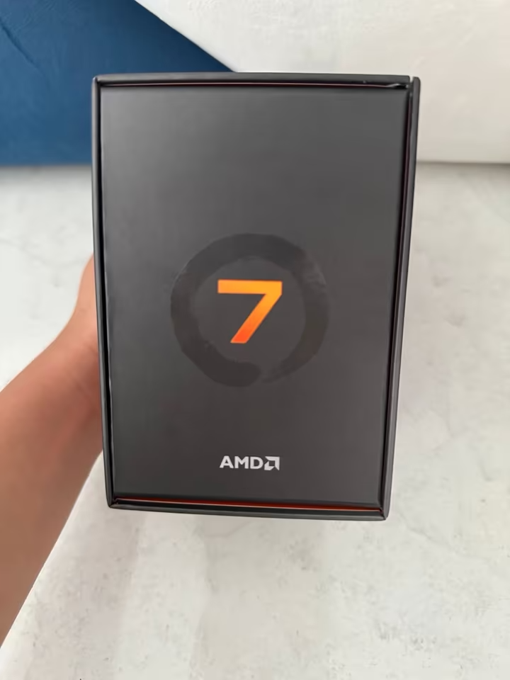 AMD Ryzen 7 7800X3D - 6