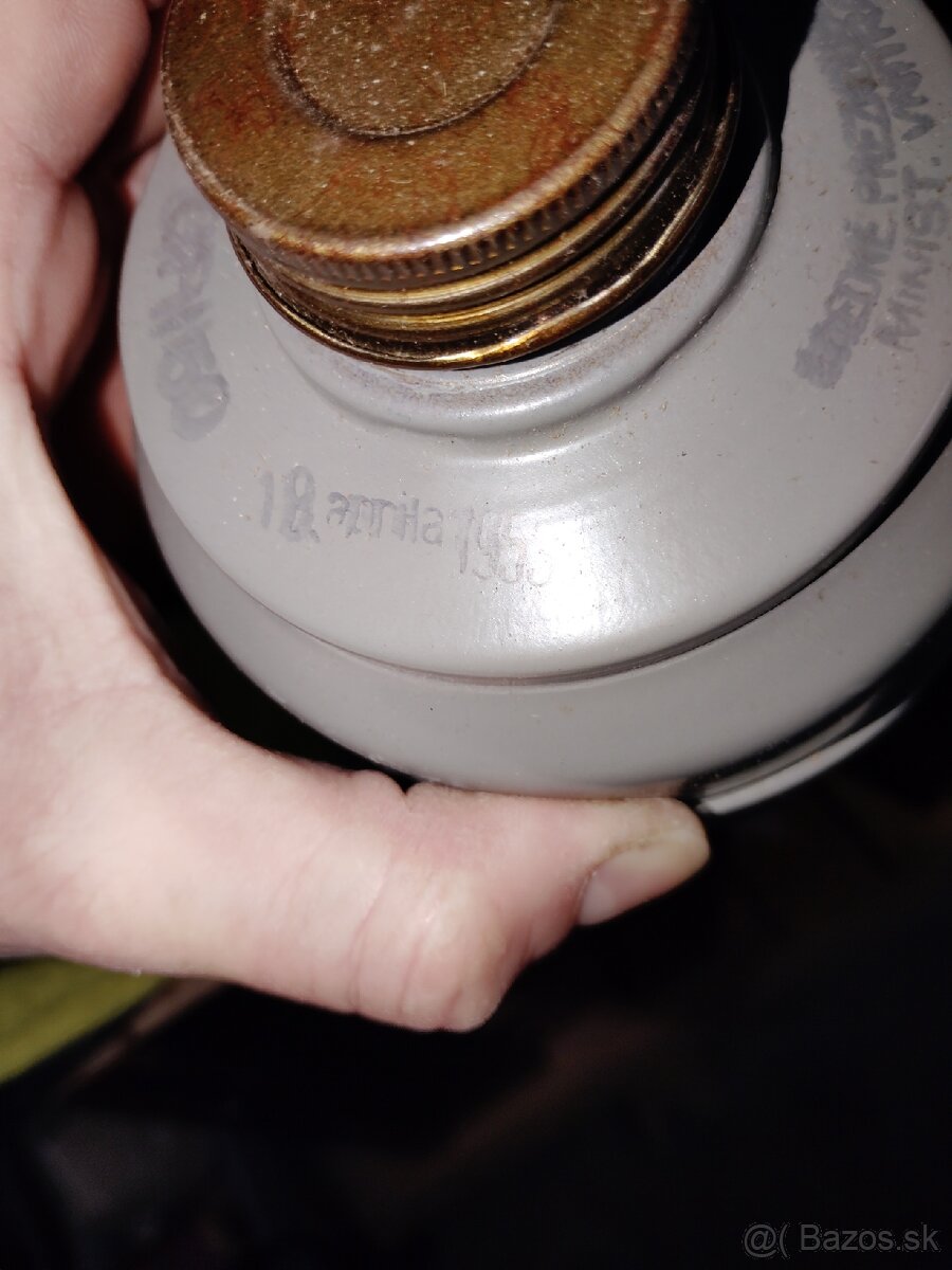 plynová maska z roku 1953 - 6