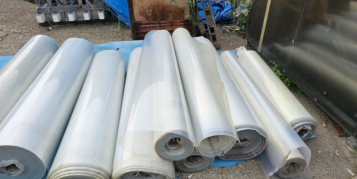 Priehľadná číra transparentná fólia - pevná - 6