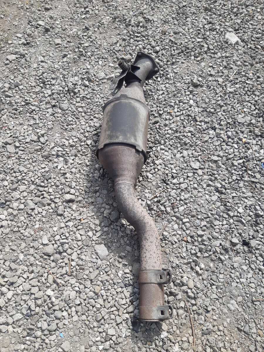 AUDI A8, S8 D2 - prodám výfuk + předkatalyzátory - 6