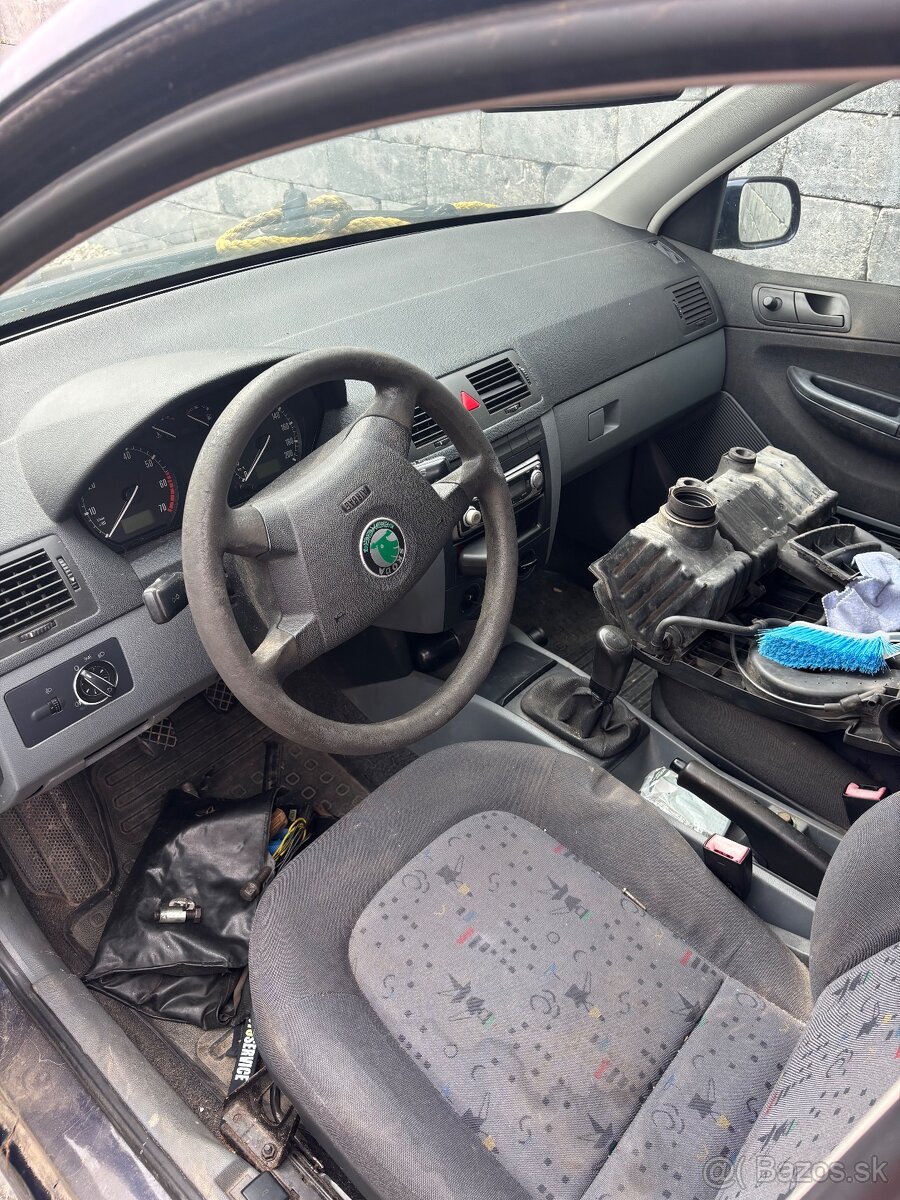 Skoda fabia combi 1.2 htp - 6