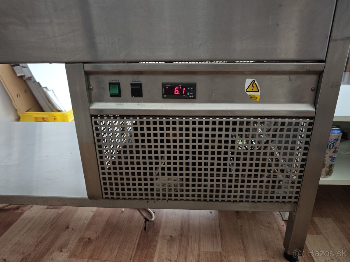 Chladiaca vitrína - 6