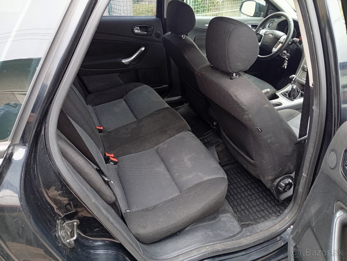 Ford Mondeo MK4 kombi 103 kw - 6