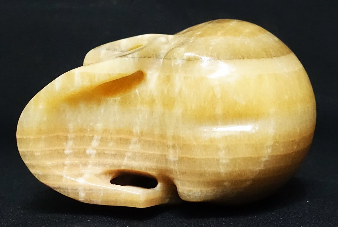 Vyrezávaná ľudská lebka z jaspisového krištáľu - 6