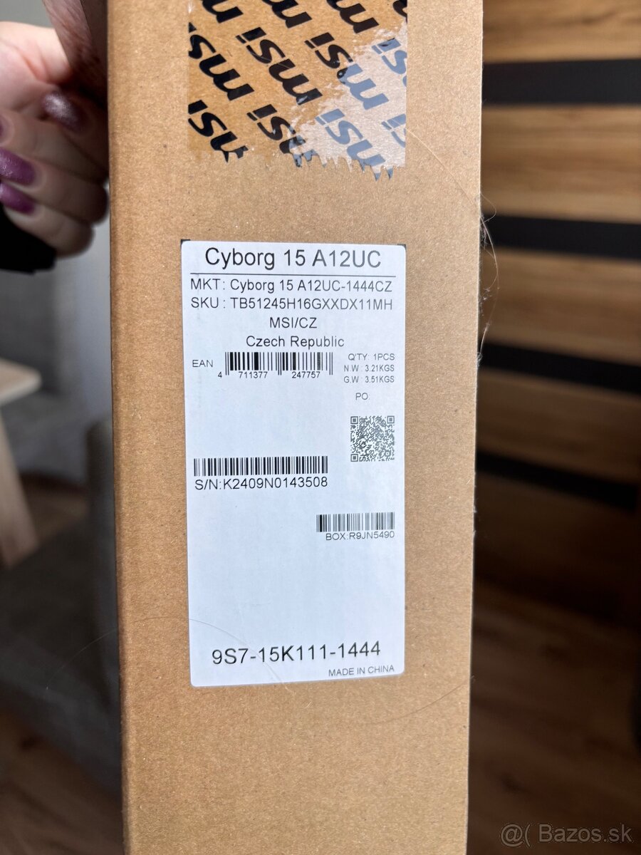 MSI Cyborg 15 A12UC - 6