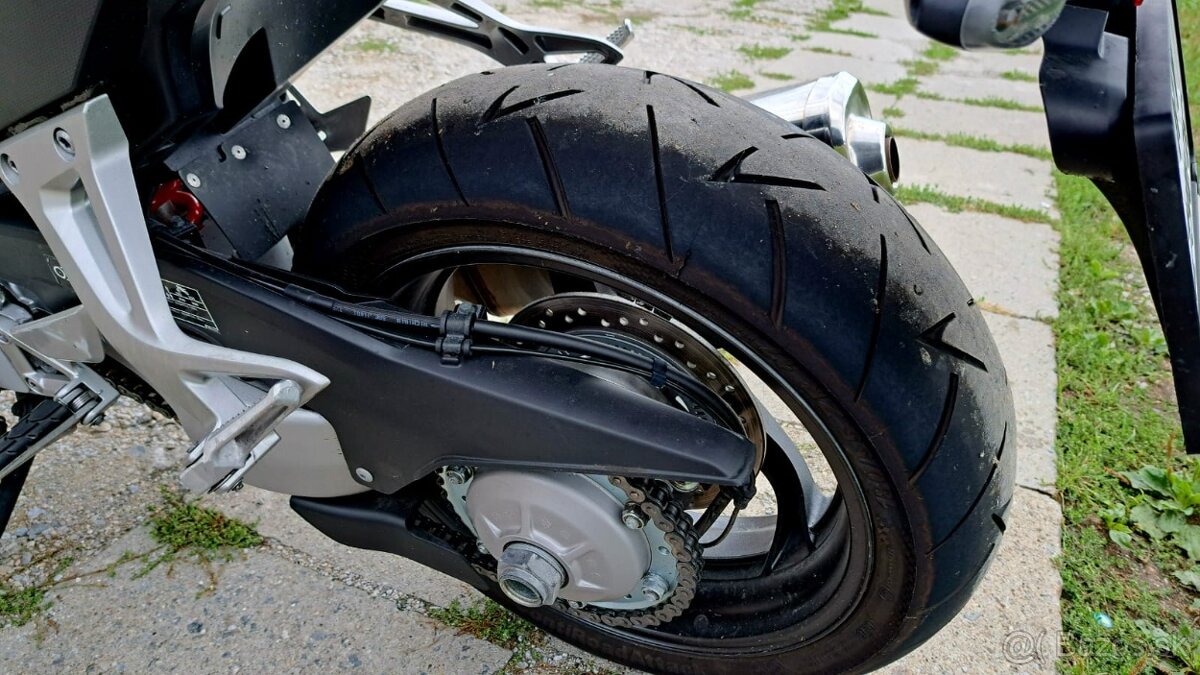 Honda VFR 800X CROSSRUNNER - 6