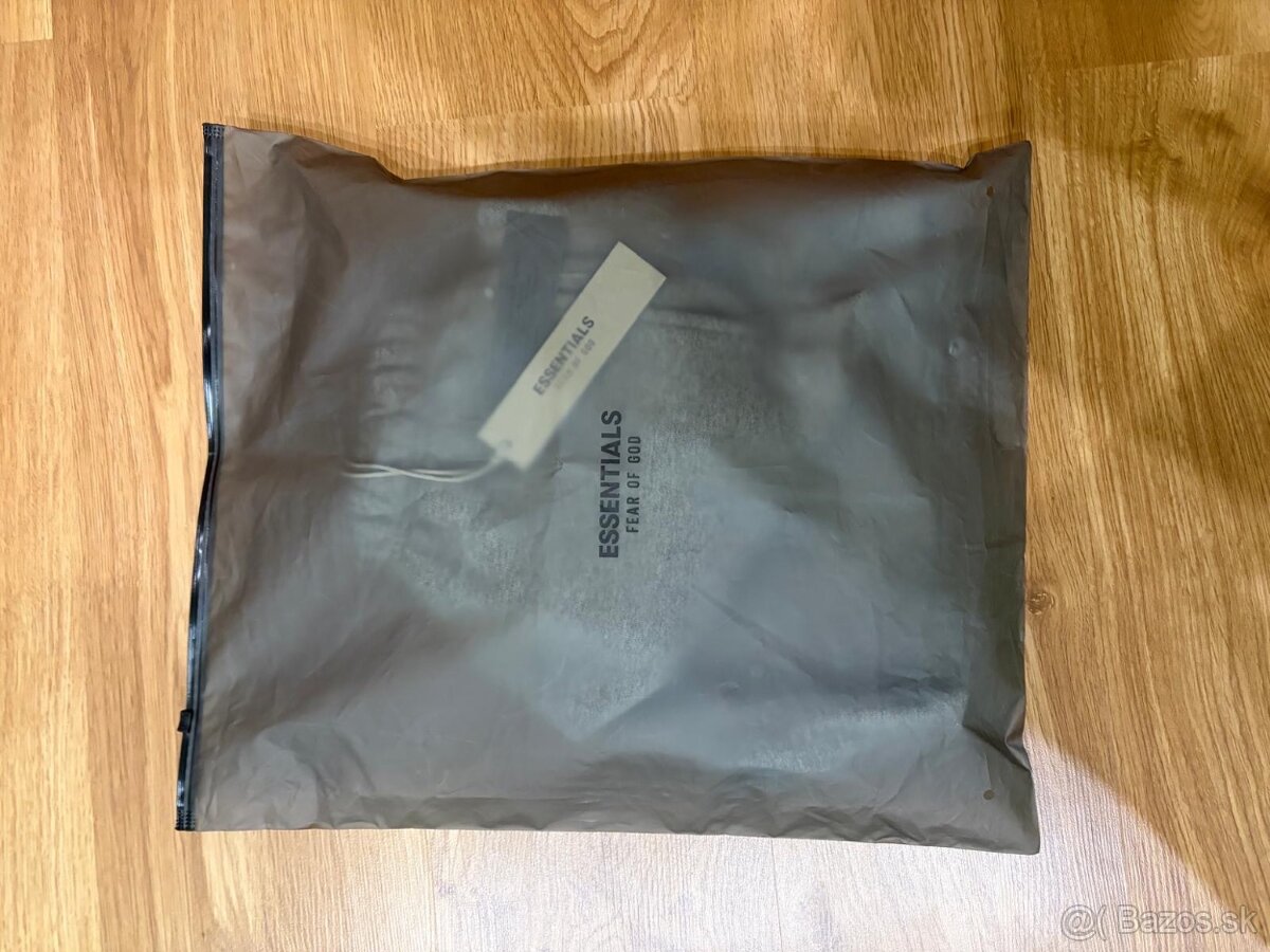 Essentials kratasy - 6