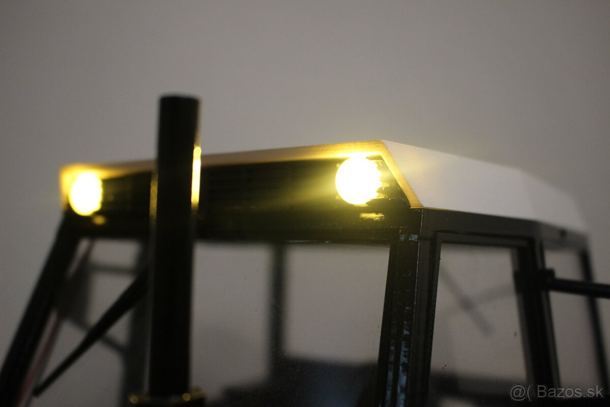 Replika Zetor 7245 RC + vlečka - 6