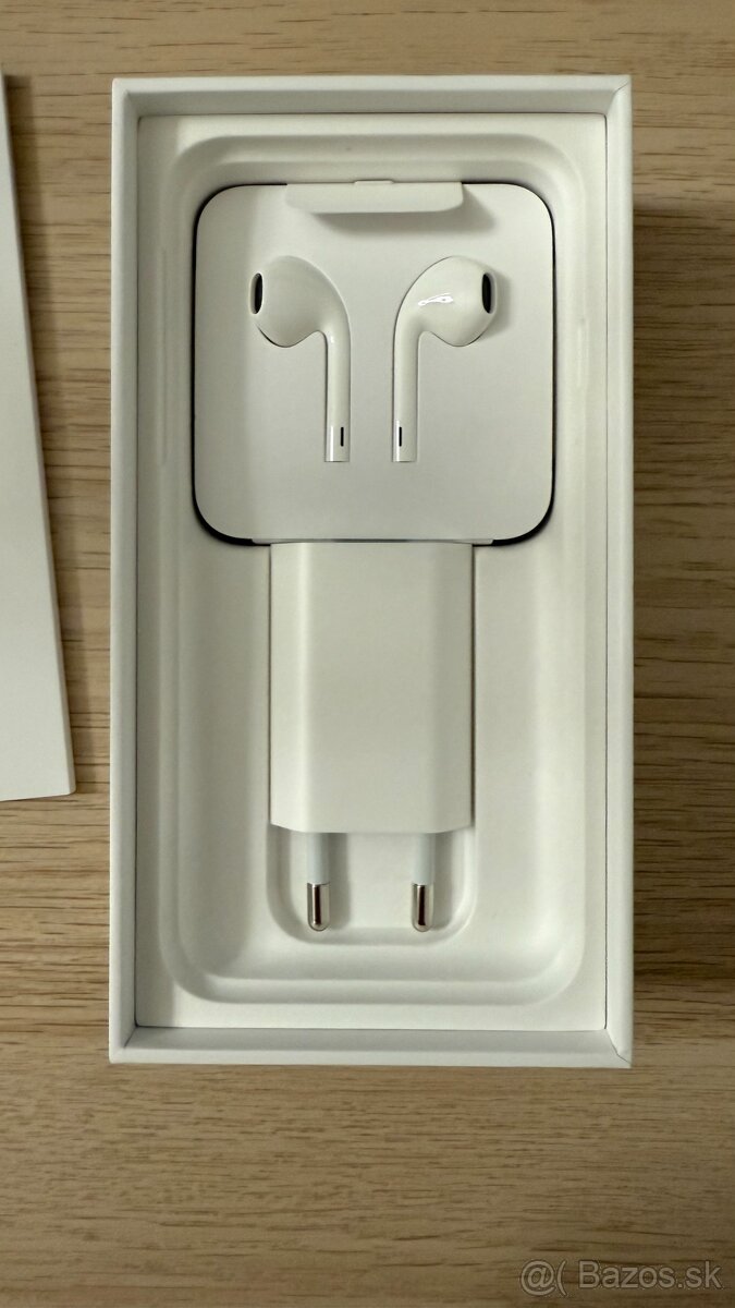 iPhone 7 128 GB Čierny - 6